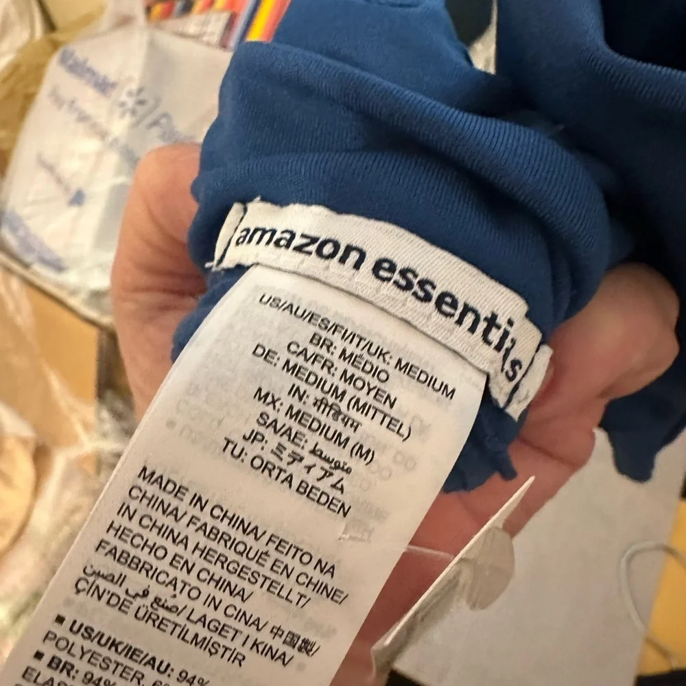 Amazon Essentials Blue Gloves with Stripe Accent